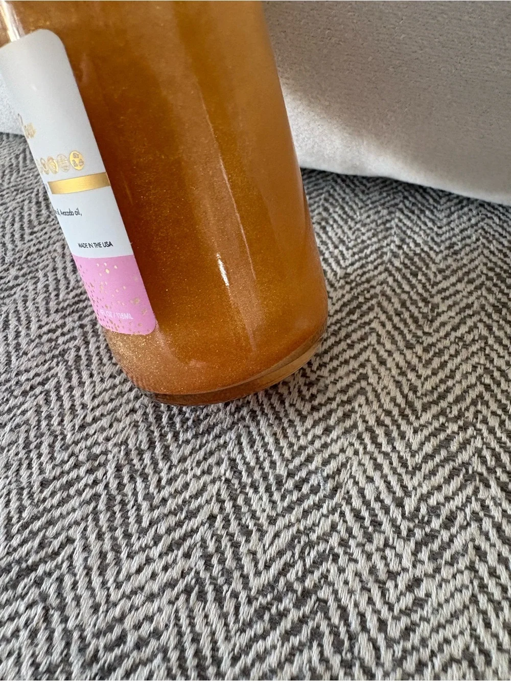 Aminnah 24 K Gold Glow Oil